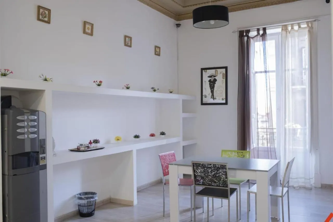 B&B Archi Palermo Centro Italy